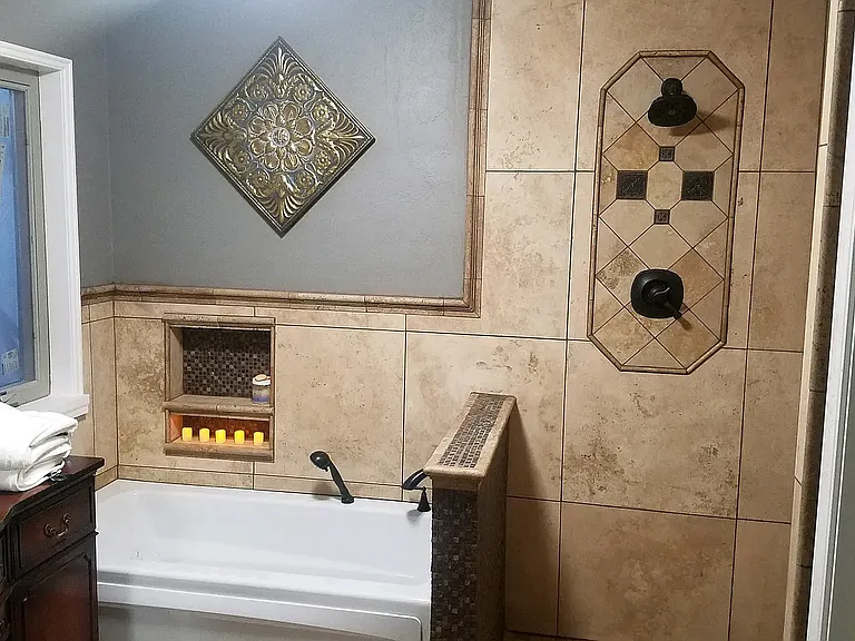 1161 W Calle San Salvador — Photo 6