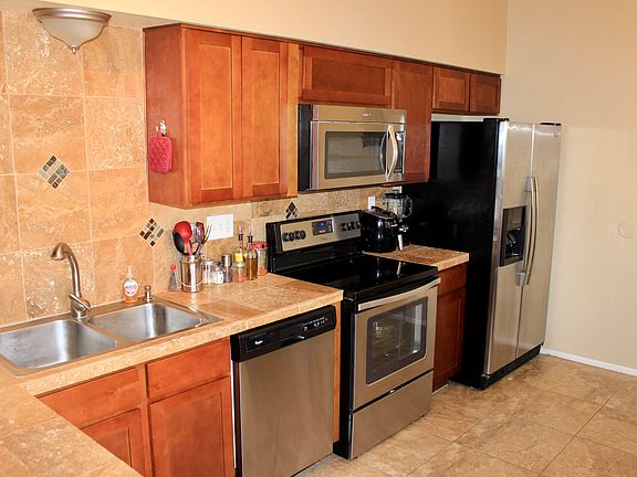4th image of 4220 W Pyracantha Dr