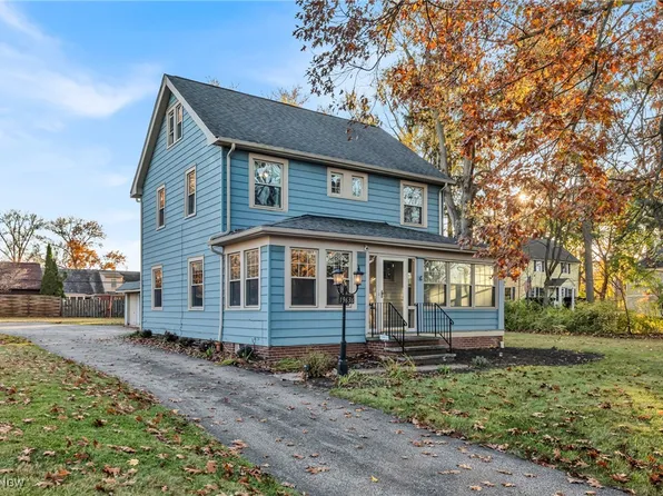 19636 Chagrin Blvd, Shaker Hts, OH 44122