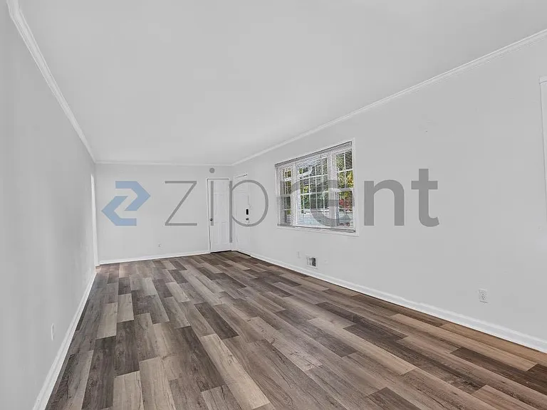2915 Cascade Rd SW — Photo 6
