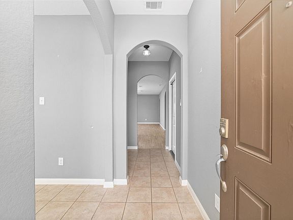 3rd image of 1077 Mule Ridge Dr