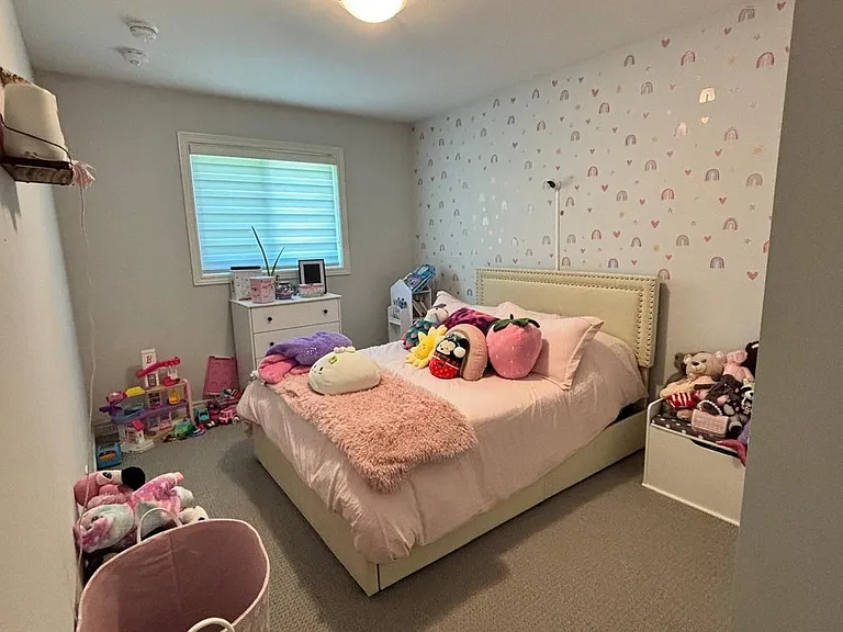 76 Haney Dr — Photo 5
