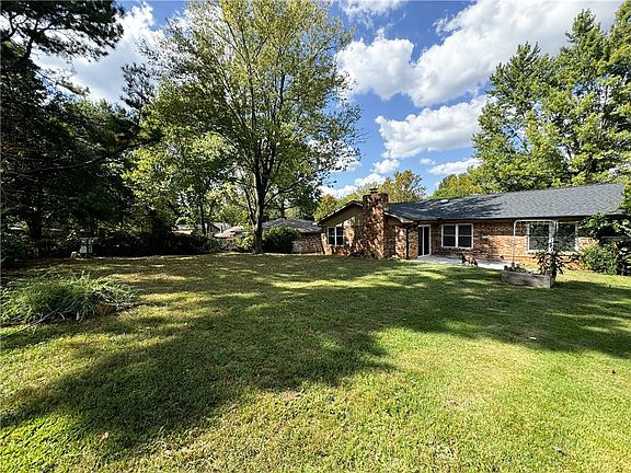 3rd image of 3147 E Pawnee Ct