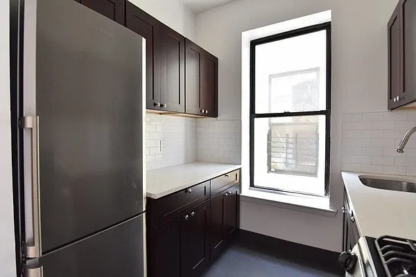 Rented by Bold New York | media 7