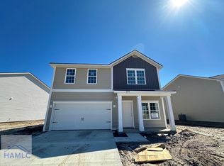 209 Juniper Dr, Hinesville, GA 31313
