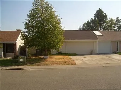 7649 Lakewood Park Dr photo 1