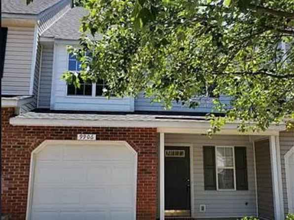 9906 Birch Knoll Ct, Charlotte, NC 28213