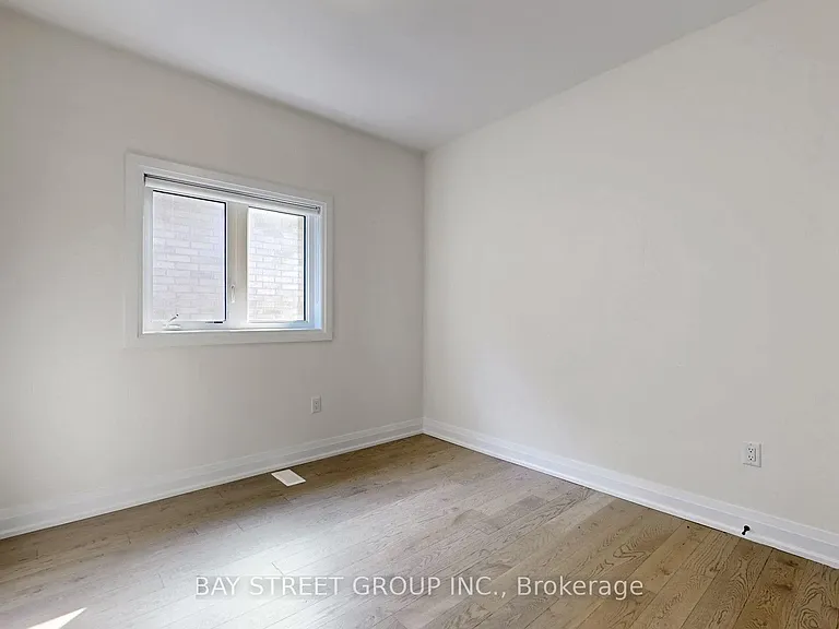 97 Halldorson Ave — Photo 11