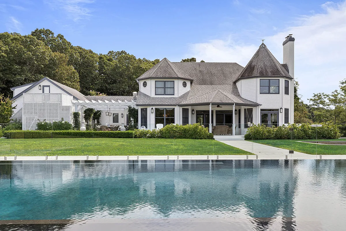 Building Photo - 741 Millstone Rd