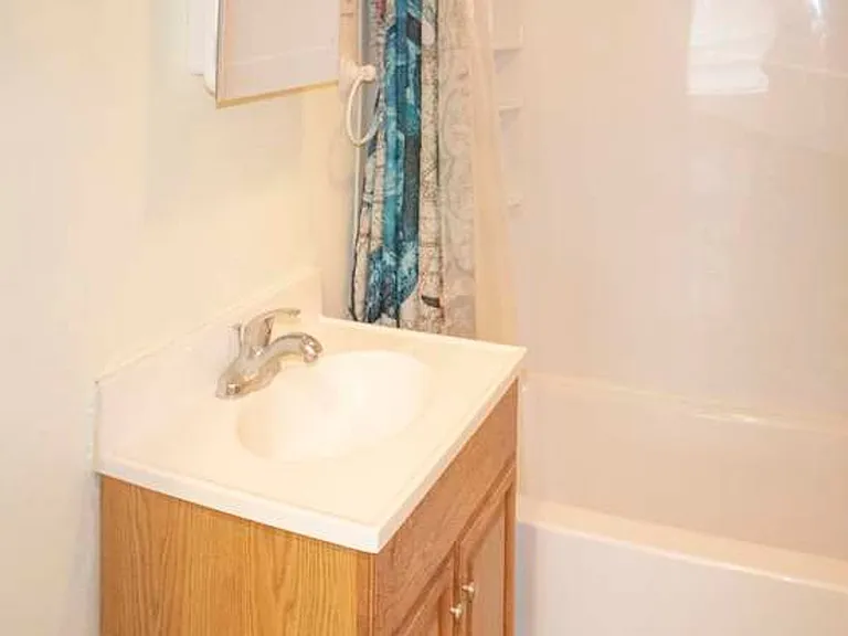 4032 Walker Blvd — Photo 23