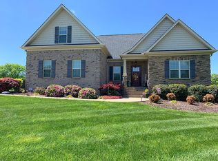 161 Essex Farm Rd, Advance, NC 27006