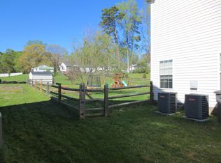 584 Oak Leaf Way, Kannapolis, NC 28081