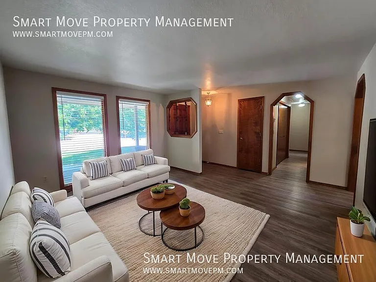 3312 S Norfolk Way — Photo 6