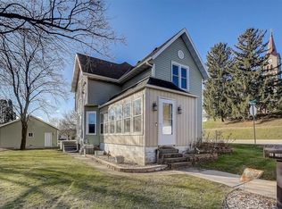219 West St, Johnson Creek, WI 53038