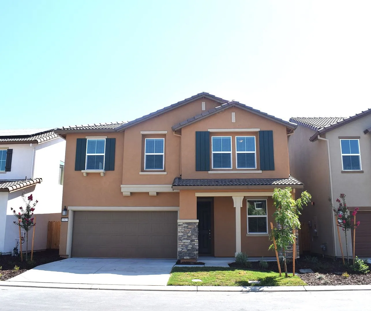 10818 Garda Ln photo 1