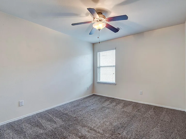 12246 Antilles Ln — Photo 32