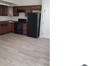2205 16th St SE APT 3, Washington, DC 20020