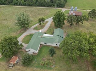 376 NW 90th Rd, Sheldon, MO 64784