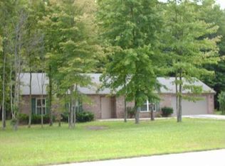 3378 Mauch Rd, Amelia, OH 45102