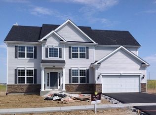 773 Ridgeview Ln, Sugar Grove, IL 60554