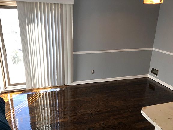 5th image of 7127 Perri Ln