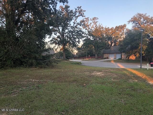 1st image of 0 Live Oak Cv #6