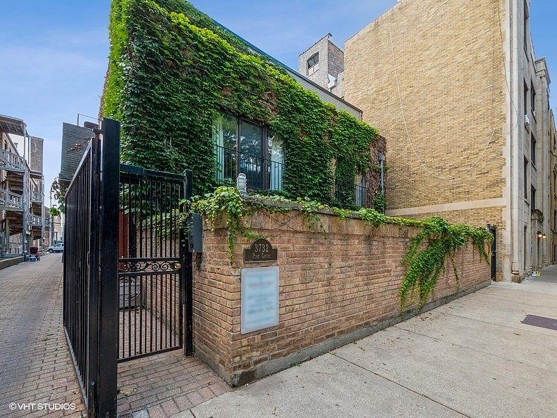 1st image of 3732 N Pine Grove Ave APT 1BC