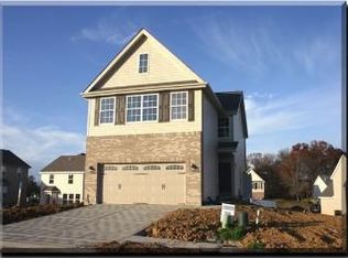 1732 Coupru Ct, Saint Peters, MO 63376