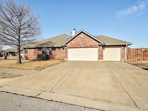 3rd image of 13024 Springcreek Pkwy