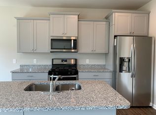 51 Barclay Ct, Hiram, GA 30141