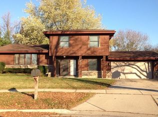 707 Linden Ct, Itasca, IL 60143