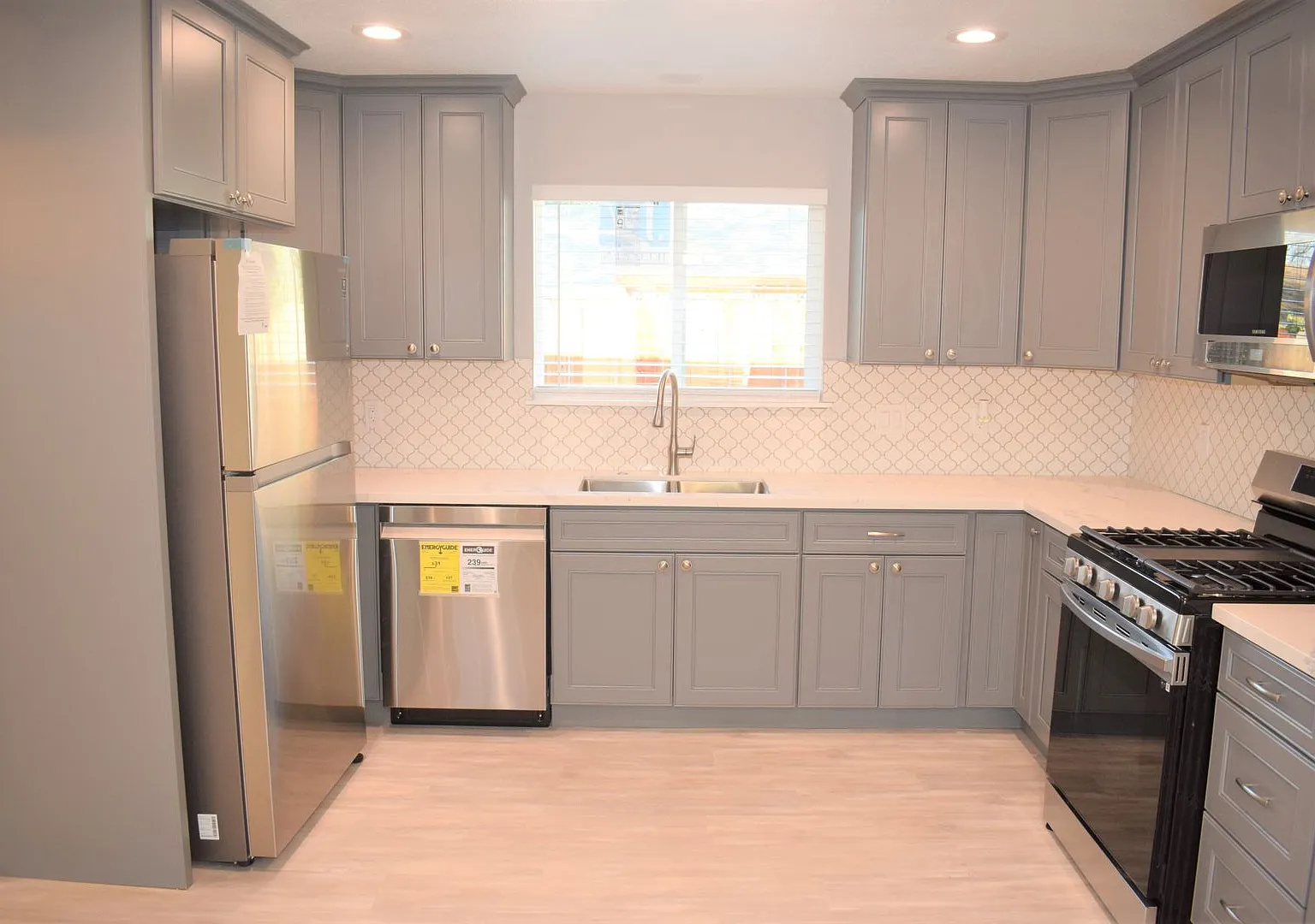 Resident Benefit Package Property — Photo 4