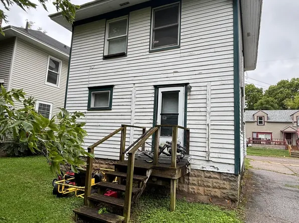 1437 Ada St, Lansing, MI 48910