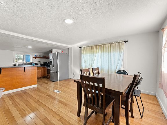 5th image of 13820 SW Electric St #20W