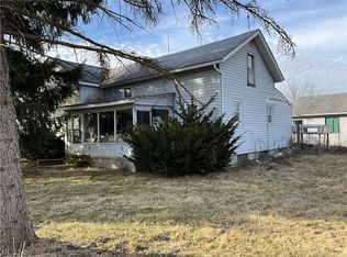 34880 Law Rd, Grafton, OH 44044