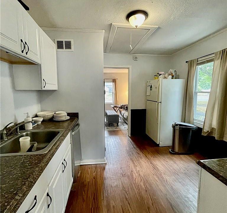 241 Maple St, East Hartford, CT 06118 Zillow