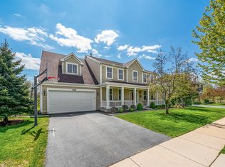 625 Aborn Ave, Elgin, IL 60124