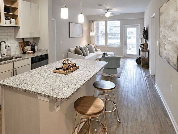 3rd image of 180 Woodruff Rd #2207