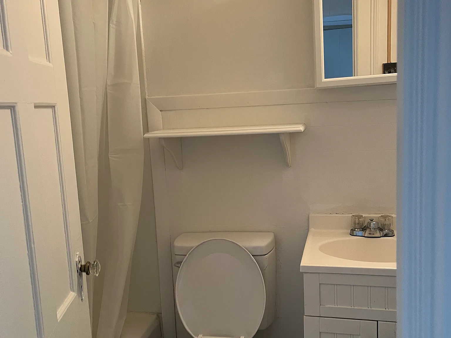 1 bed, 800 sqft, $895 — Photo 3
