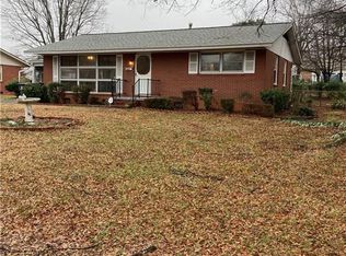 2825 Emerson St, Winston Salem, NC 27127