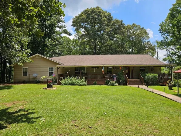 1440 County Road 26, Roanoke, AL 36274