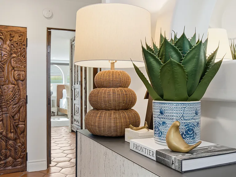 5828 E Cactus Wren Rd — Photo 12