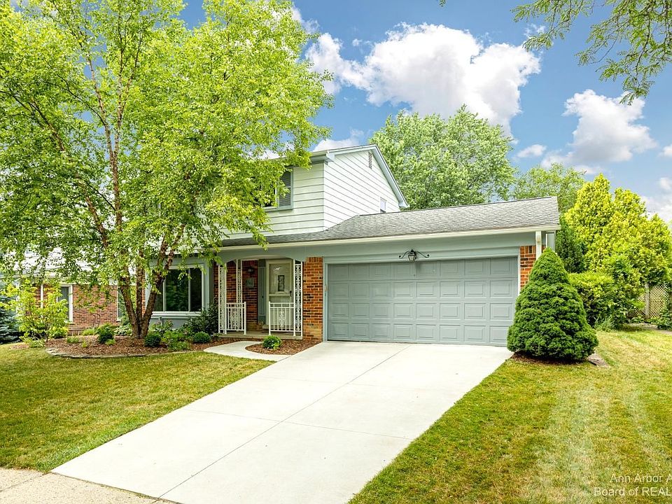 1st image of 3147 Lexington Dr
