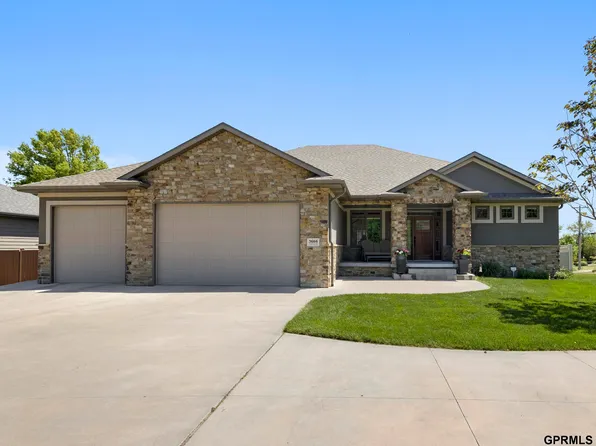 3666 S Folsom St, Lincoln, NE 68522