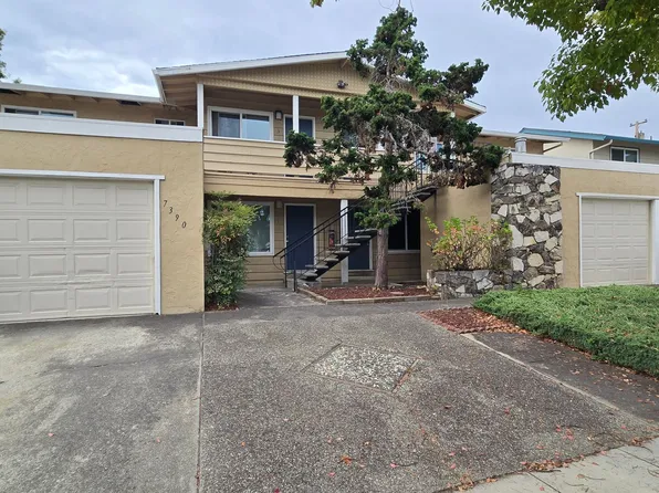 Rainbow, 7390 Rainbow Dr APT 2, Cupertino, CA 95014