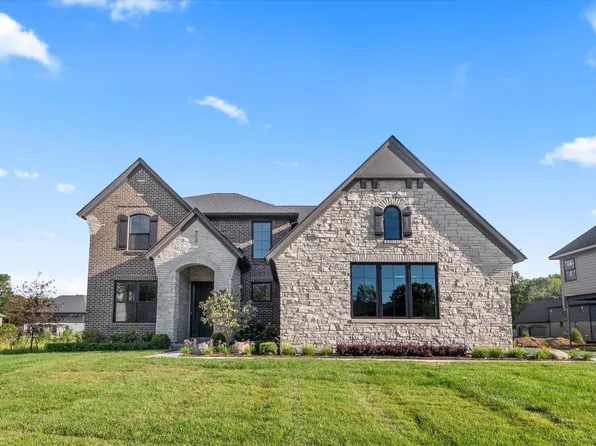 11961 Encore Ct, Shelby Township, MI 48315