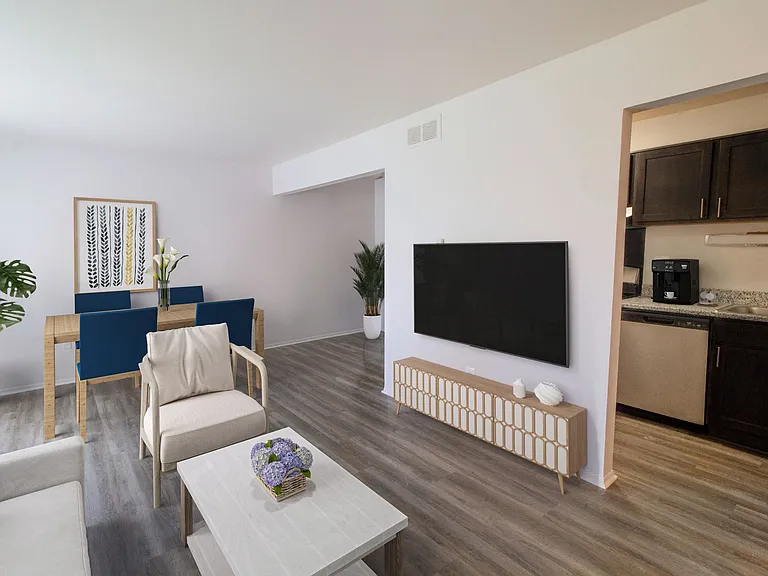 Novi Ridge Apartments — Photo 9