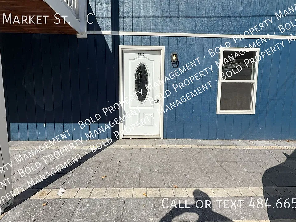 111 E Market St #C