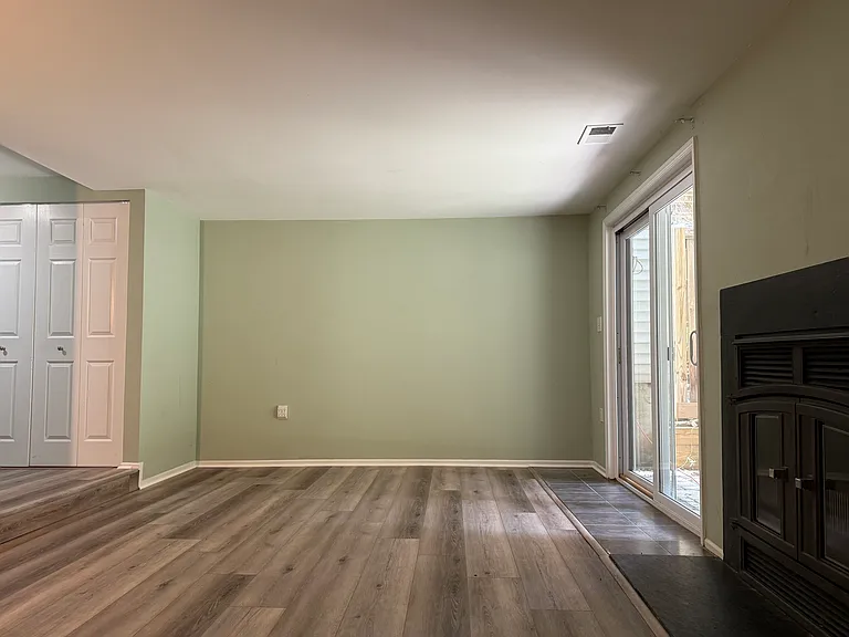 225 Lazy Hollow Dr — Photo 24