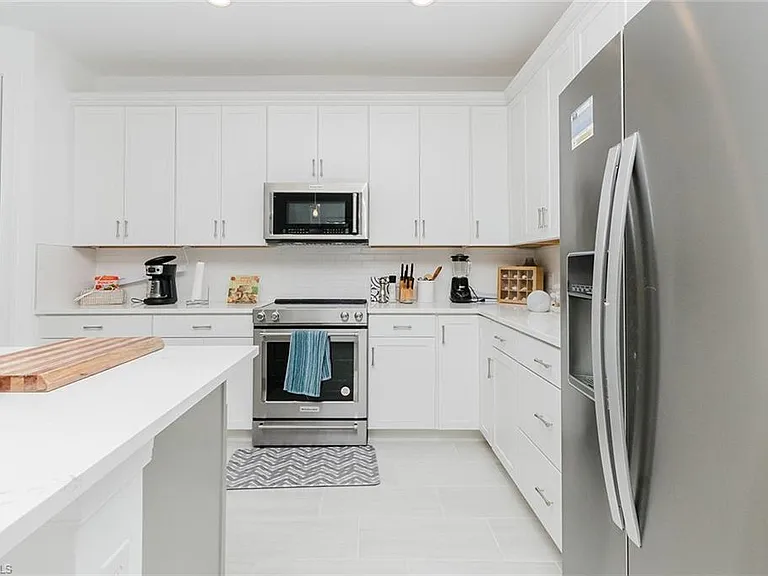5939 Gala Dr — Photo 10